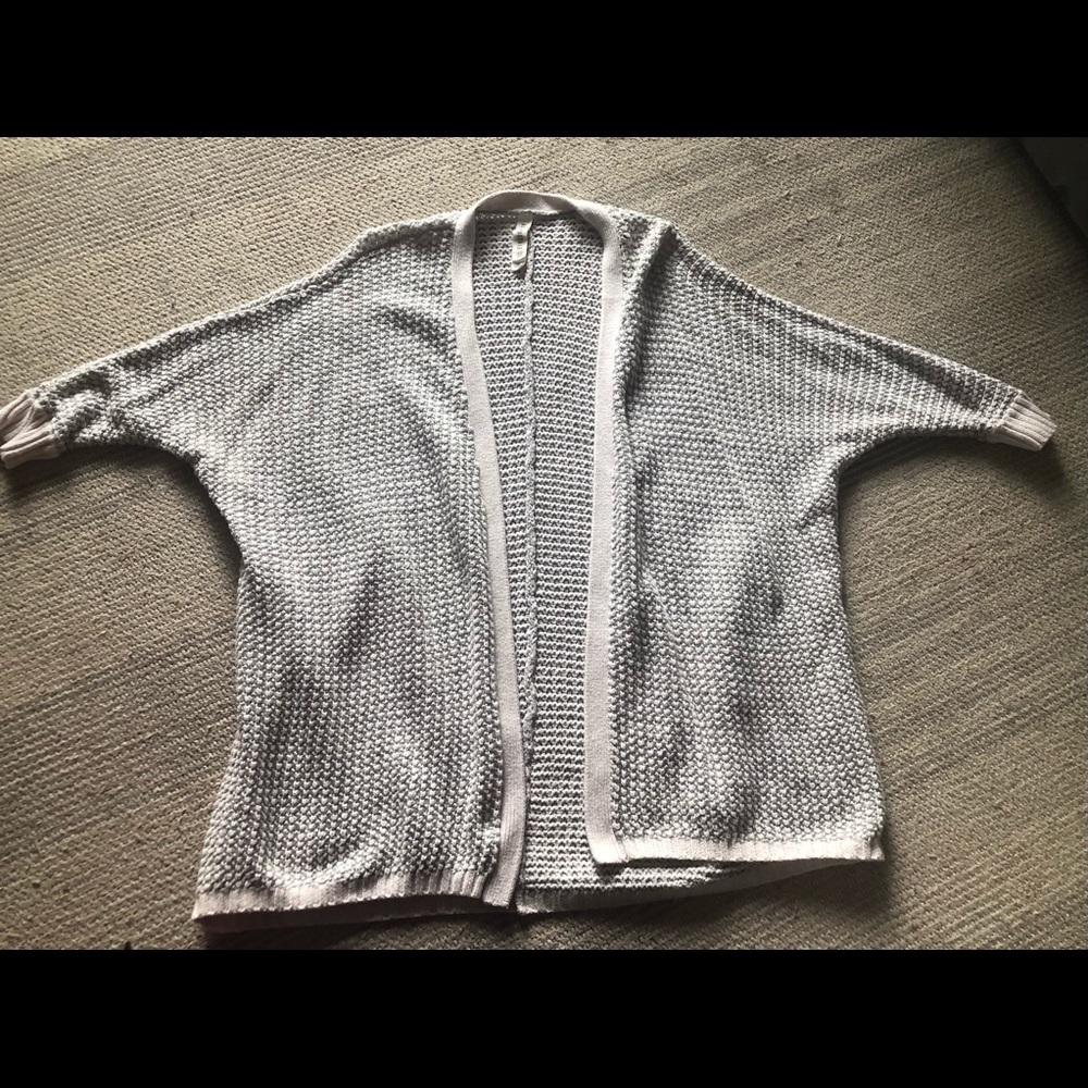Short sleeve cardigan